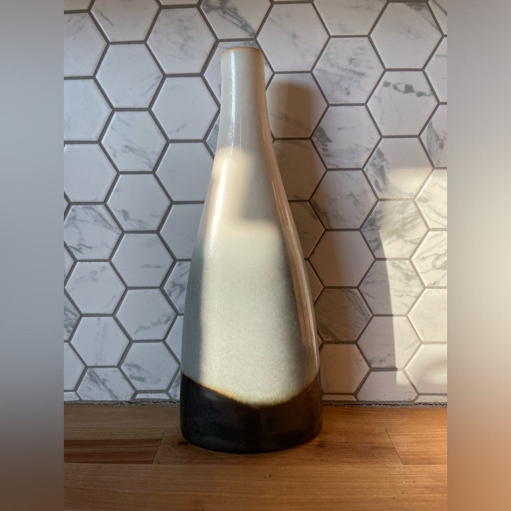Rustic Vase - Picture 3 of 7